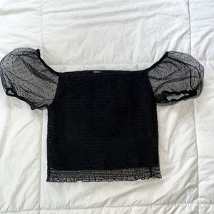Puffy Mesh Sleve Crop Top